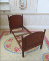 Single bed, mahogany, by Escutcheon