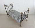 Metal single bed 