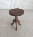 1/24 Tripod table